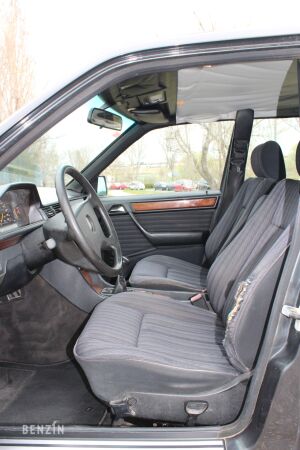Mercedes-Benz 230E W124 - 1991