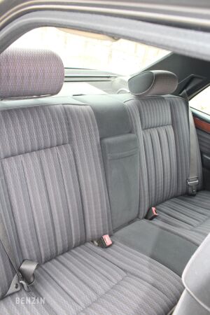 Mercedes-Benz 230E W124 - 1991