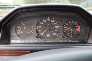 Mercedes-Benz 230E W124 - 1991