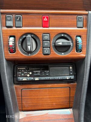 Mercedes-Benz 230E W124 - 1991