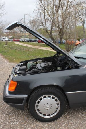 Mercedes-Benz 230E W124 - 1991