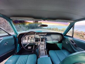 Ford Thunderbird 390ci - 1964