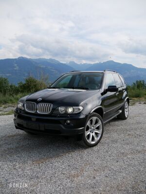 BMW X5 4.8iS - 2005