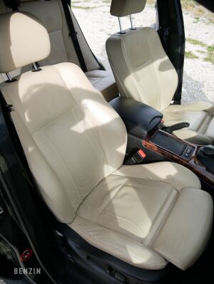 BMW X5 4.8iS - 2005