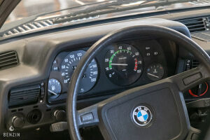 BMW 323i e21 - 1982