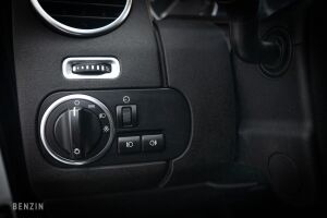 Land Rover Rover Discovery V8 LR4 HSE - 2012