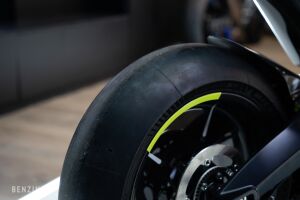 Aston Martin X Brough Superior AMB 001 PRO - 2023