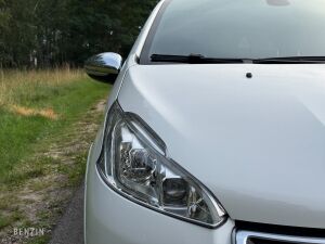 Peugeot 208 GTI - 2014
