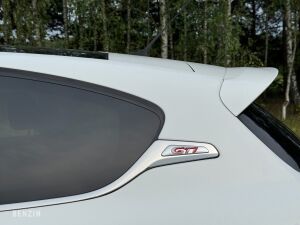 Peugeot 208 GTI - 2014