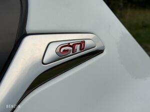 Peugeot 208 GTI - 2014