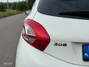 Peugeot 208 GTI - 2014