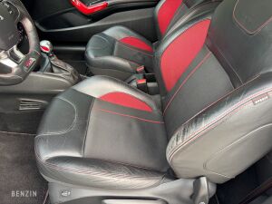 Peugeot 208 GTI - 2014