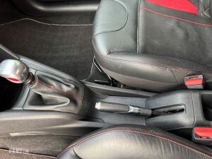 Peugeot 208 GTI - 2014