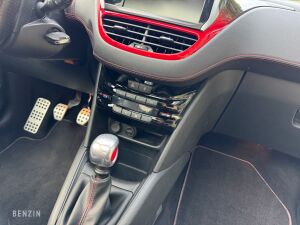 Peugeot 208 GTI - 2014