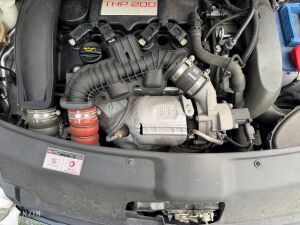 Peugeot 208 GTI - 2014