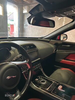 Jaguar XE S 3.0 V6 - 2016