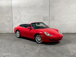 Porsche 911 type 996 Carrera 4 Cabriolet - 2000