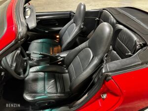 Porsche 911 type 996 Carrera 4 Cabriolet - 2000