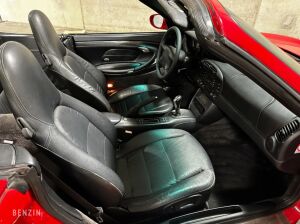 Porsche 911 type 996 Carrera 4 Cabriolet - 2000