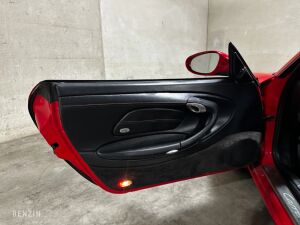Porsche 911 type 996 Carrera 4 Cabriolet - 2000