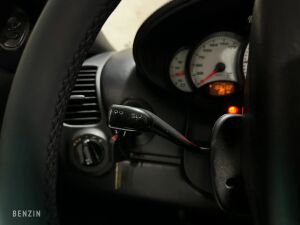 Porsche 911 type 996 Carrera 4 Cabriolet - 2000