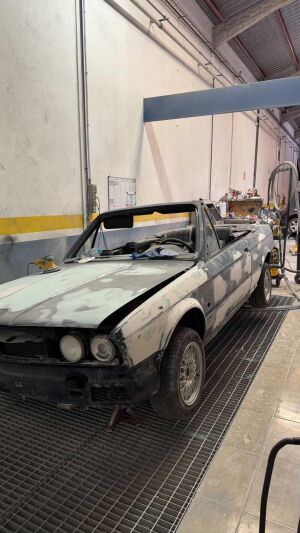 BMW 320i e30 Cabriolet 1990