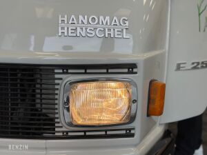 Hanomag Henschel F25 Plateau - 1971