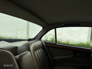Daimler Vanden Plas 4.2 - 1977