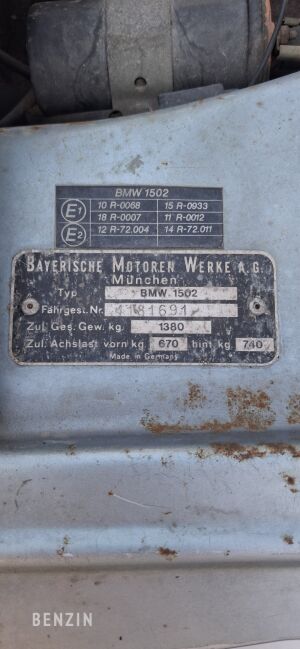 BMW 1502 - 1975