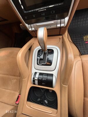 Porsche Cayenne GTS - 2009
