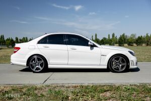 Mercedes-Benz C 63 AMG W204 - 2009
