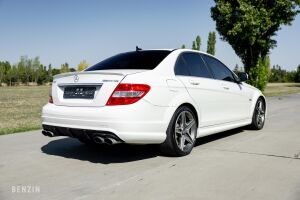 Mercedes-Benz C 63 AMG W204 - 2009
