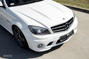 Mercedes-Benz C 63 AMG W204 - 2009