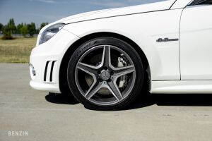 Mercedes-Benz C 63 AMG W204 - 2009