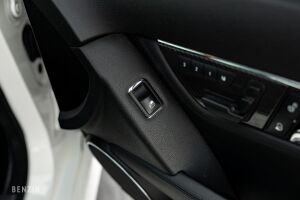 Mercedes-Benz C 63 AMG W204 - 2009