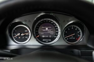 Mercedes-Benz C 63 AMG W204 - 2009