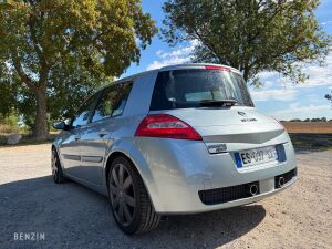 Renault Megane 2 RS - 2004