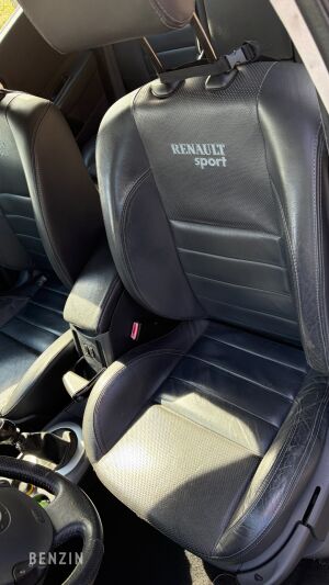 Renault Megane 2 RS - 2004