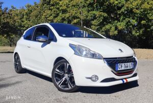 Peugeot 208 GTI - 2013