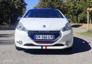 Peugeot 208 GTI - 2013