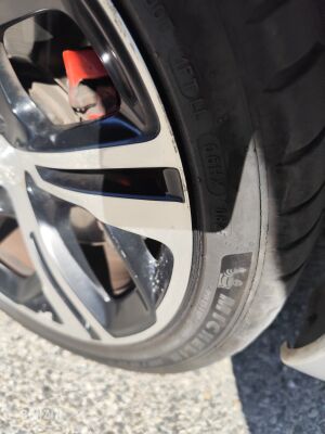 Peugeot 208 GTI - 2013