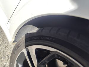 Peugeot 208 GTI - 2013