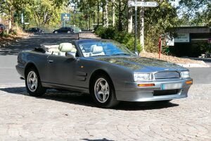 Aston Martin Virage Volante