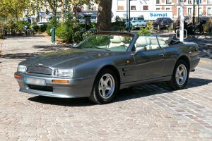 Aston Martin Virage Volante