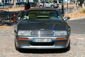 Aston Martin Virage Volante