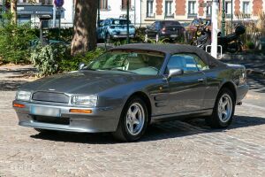 Aston Martin Virage Volante