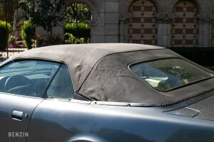 Aston Martin Virage Volante