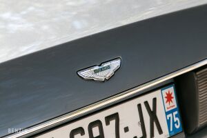 Aston Martin Virage Volante