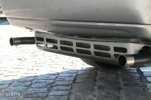 Aston Martin Virage Volante