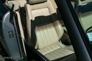 Aston Martin Virage Volante